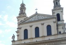 Spotkanie w Wawie i brewiarz na trawie