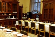 Imieniny dla profesorów i sąsiadów