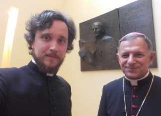 Spotkanie i wywiad z Sekretarzem Świętego Papieża