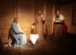 Bóg się rodzi! – Pasterka 2017