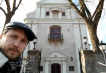 Spowiedź w starym klasztorze