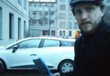 Śnieżny poranek poniedziałku wielkanocnego