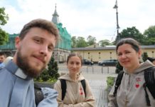 Z siostrami, które zrobiły się na szaro!