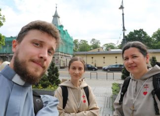 Z siostrami, które zrobiły się na szaro!