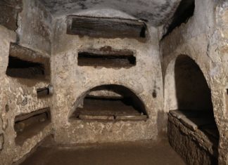Katakumby – cmentarzysko męczenników i świętych