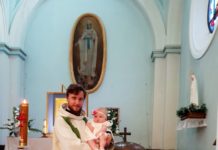 Chrzest – radość po cierpieniu i smutku