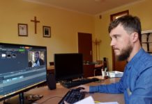 Przygotowanie do montażu październikowego reportażu