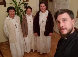 Duchowe Córki św. Jadwigi na kawie i cieście