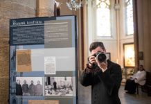 Ksiądz robi to dyskretnie, kulturalnie i w sposób subtelny i nie narzucający się