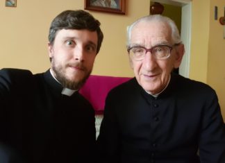 Nagranie o historii katedry z profesorem WSD