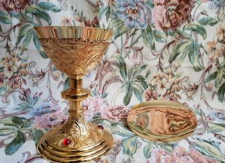 Kielich dla MBP Pani Chojen w 10. rocznicę święceń