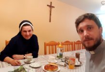 Służebniczki i św. Józef