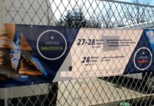 Foto na banerach reklamowych