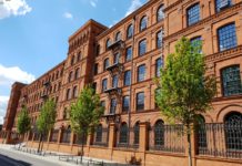 Miejska wiosenna sesja zdjęciowa