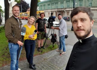 Nagranie dla mediów w związku z papieską decyzją