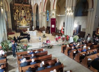 Pożegnanie damy muzyki polskiej