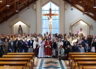 Praca w długi listopadowy weekend