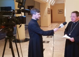 Nagranie o spotkaniach on-line