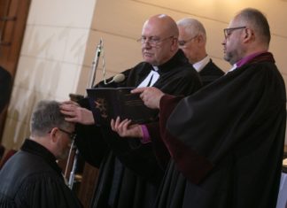 Przygotowanie i introdukcja duchownego protestanckiego