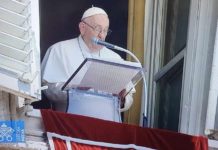 Kapelusz kardynalski dla mojego przełożonego – miała być zwykła niedziela