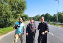 Wywiad na arcybiskupem na pątniczym szlaku na Jasną Górę