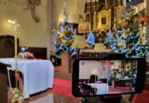 Dlatego, bo jest transmisja…