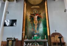 Feryjne zastępstwo wikariusza parafialnego