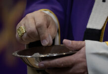 Środa Popielcowa z popiołem!