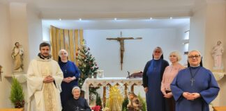 Pasterka Bożego Narodzenia 2025 w klasztorze z Siostrami zakonnymi