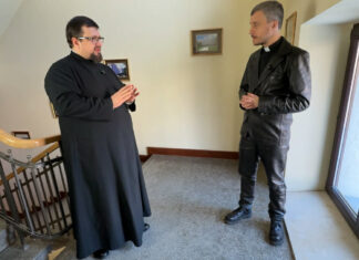 Kim jest diakon i jego zadania w Kościele Prawosławnym? – Między piętrami #8 2026