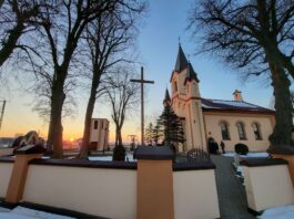 Koleżeńskie, kapłańskie zastępstwo niedzielne