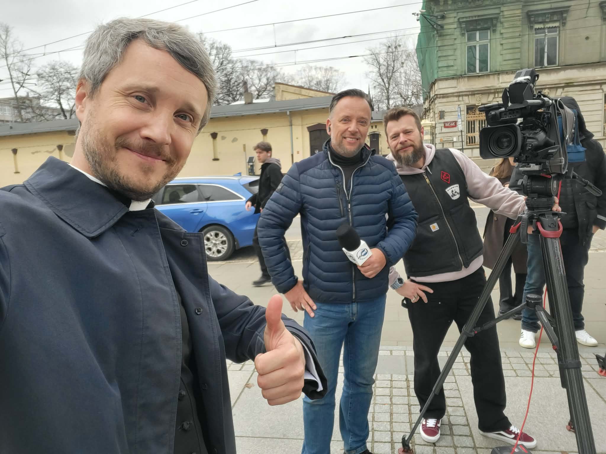 1c5c4508-a5c9-4ba1-a1da-1681f7213a3f