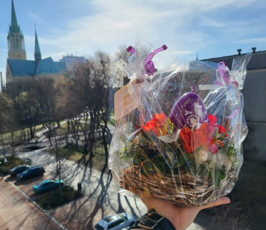 Stroik wielkanocny od parafian