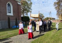 Odpust ku czci Aniołów Stróżów w wiejskiej parafii