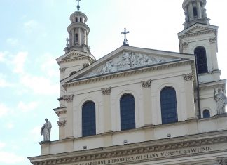 Spotkanie w Wawie i brewiarz na trawie