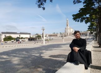 Fatima – miasto Maryi, Pani Różańcowej