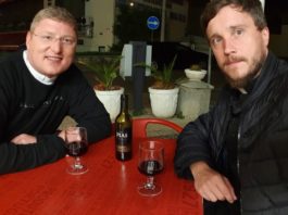 Wino i kawa w sutannie