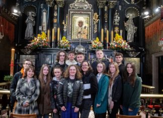 Maturzyści na Jasnej Górze – pielgrzymka 2023