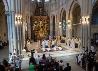 Święcenia diakonatu 2023 on-line