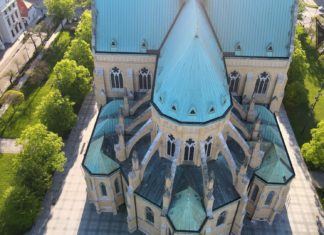 Dronowanie – to co widzimy z dołu, widziane z góry!