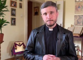 Odwiedziny chorych – spotkanie z cierpiącym człowiekiem – #VlogKapłański #11