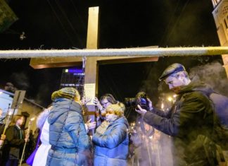 Ekumeniczna Droga Krzyżowa – Między Ziemią a Niebem – 17 marca 2024