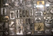 Jasnogórskie tabliczki – plakietki – wotywne pielgrzymów