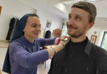 Przymiarka sutanny #2