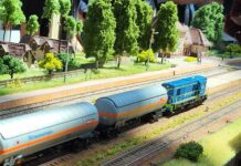 Wystawa makiet kolejowych na dworcu kolejowym