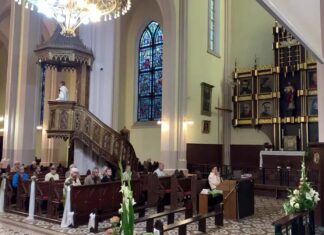 O tajemnicy Boga jednego w trzech Osobach – Niedziela Trójcy Świętej B