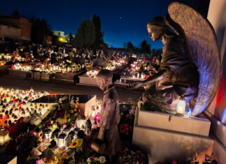 Dzień Zaduszny wieczorową porą