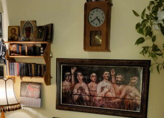 Dusze czyśćcowe na ścianie