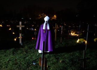 Wszystkich Świętych na cmentarzu dla bezdomnych