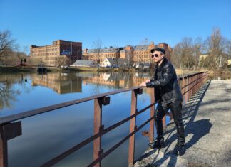 Piękne niedzielne południe w mieście – w fotografii